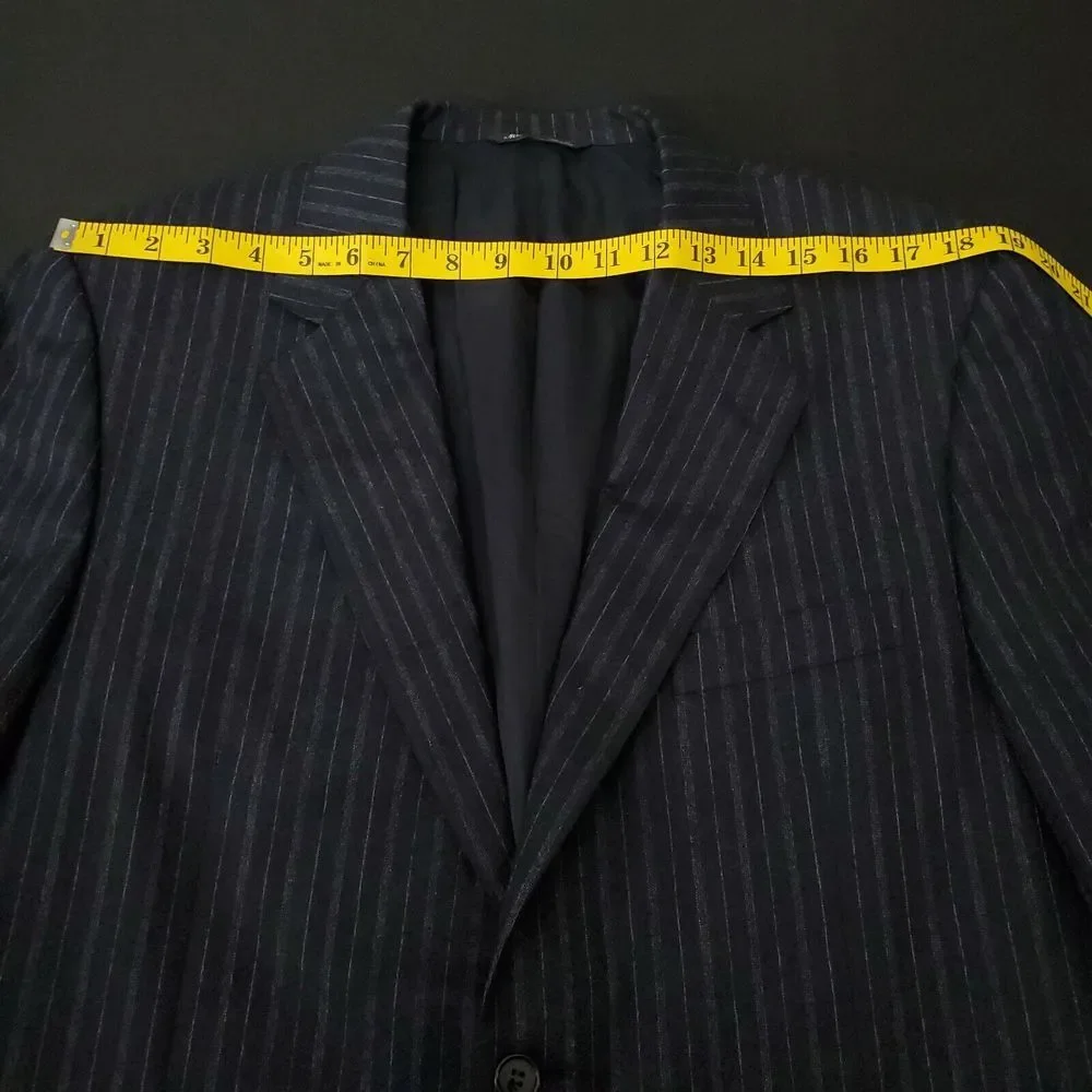 CANALI Jacket Men's 52 Navy Blue Pinstripe Classic Suit Blazer Double Vent Italy